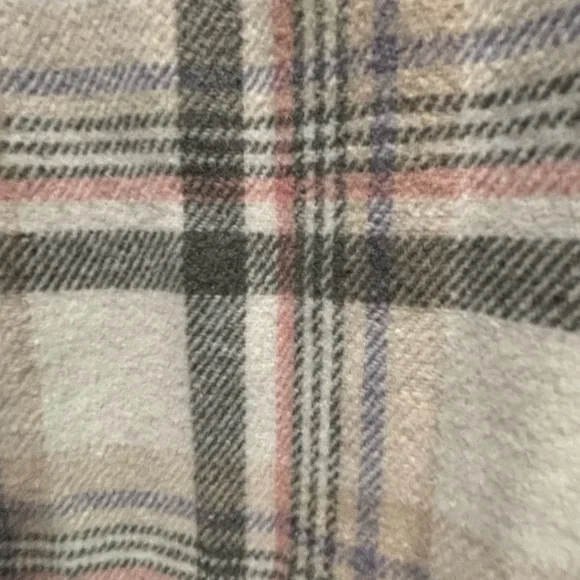 Princess Polly Oversized Flannel - 4 (US) - Picture 4 of 5